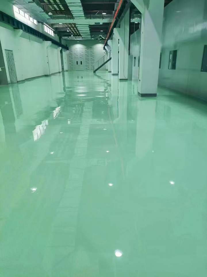 环氧地坪漆的抗静电性能：电子厂房、实验室的理想选择