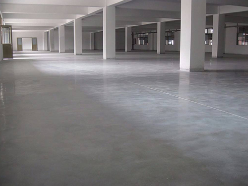 环氧地坪漆：打造坚固耐用的工业地面